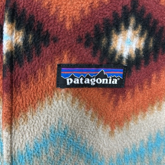 Patagonia Women's Synchilla Fleece Hooded Poncho  XS/S Cinder Red Aztec Navajo - Picture 4 of 13